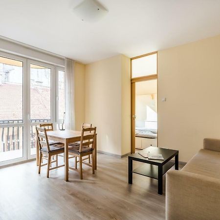 Bpr Vivid Downtown Vibe With Balcony Apartment Budapest Luaran gambar
