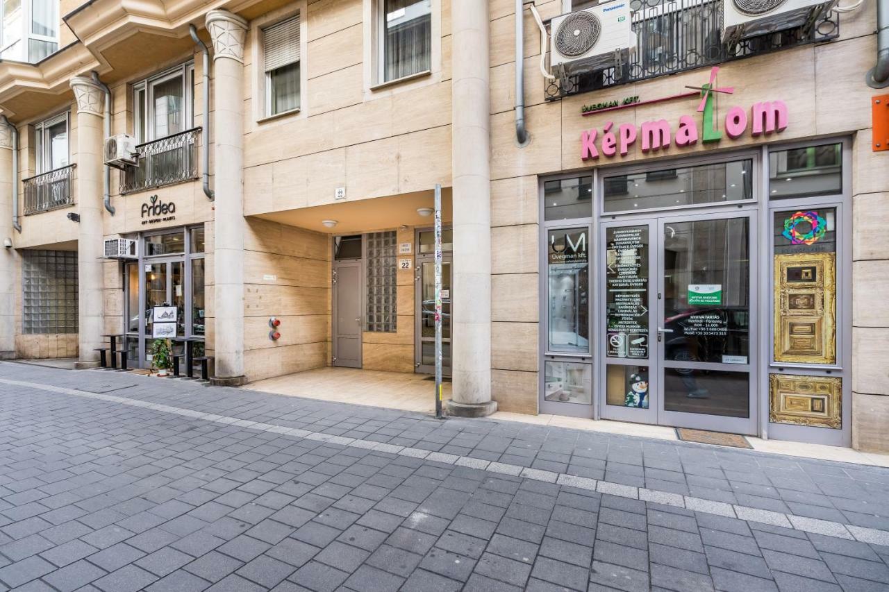 Bpr Vivid Downtown Vibe With Balcony Apartment Budapest Luaran gambar